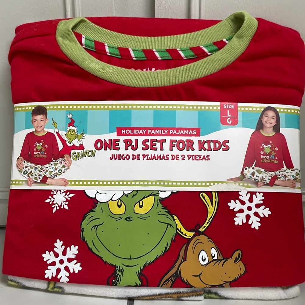 Holiday pajama set size large youth